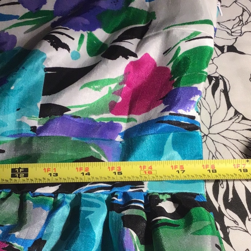 TIANA B. WHITE WITH FLORAL PATTERN DRESS SIZE 16 - Picture 9 of 13